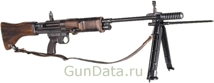 Автоматическая винтовка FG-42 тип F на сошках, штык в боевом положении