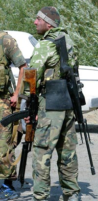Южная Осетия, ополченец со снайперской винтовкой Sako TRG